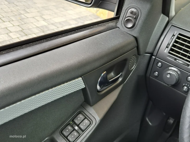 Opel Meriva A 25