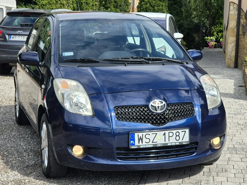 Toyota Yaris XP90 2