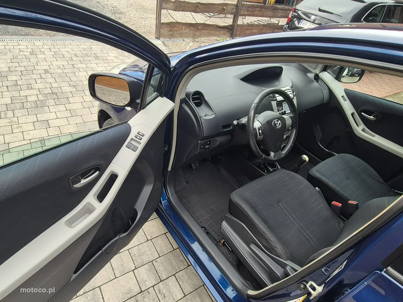 Toyota Yaris XP90 13