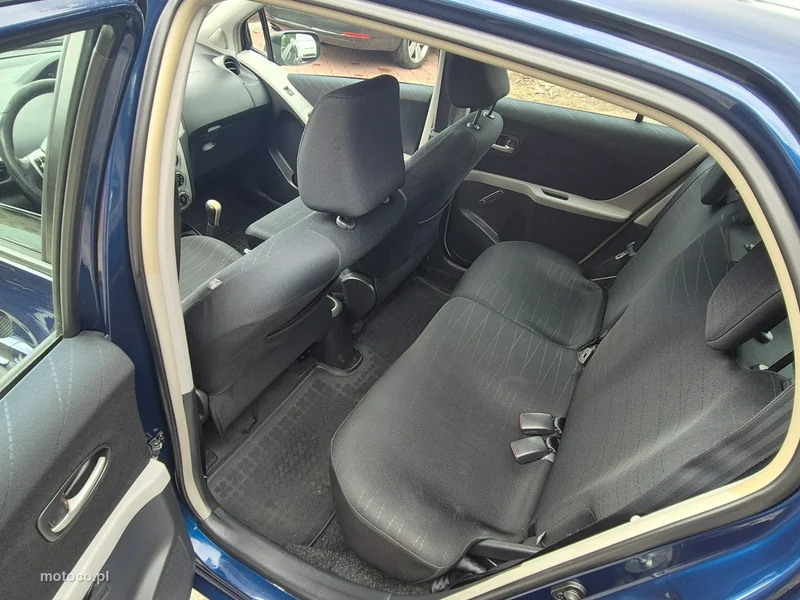 Toyota Yaris XP90 16