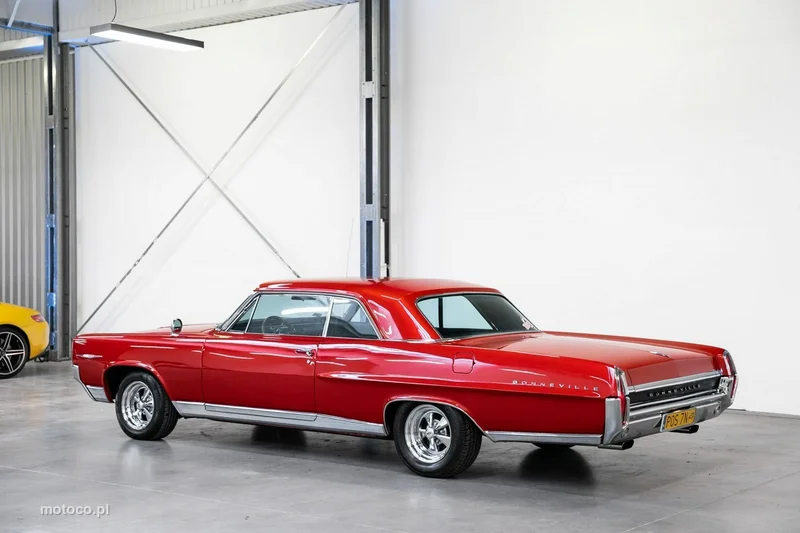 Pontiac Bonneville 17