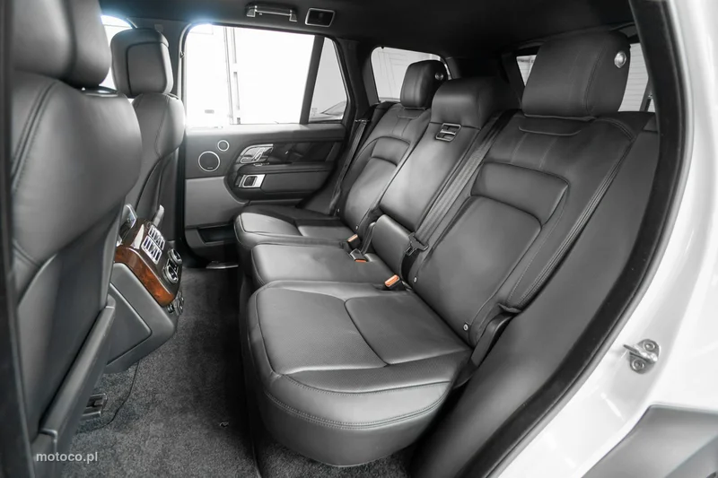 Land Rover Range Rover 32
