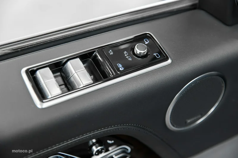 Land Rover Range Rover 61