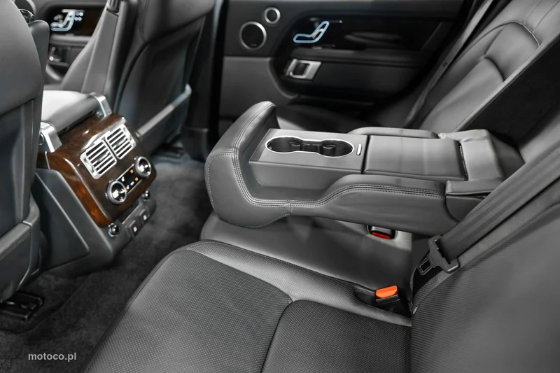 Land Rover Range Rover 67