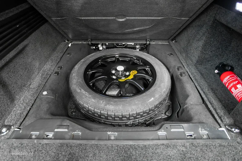 Land Rover Range Rover 72