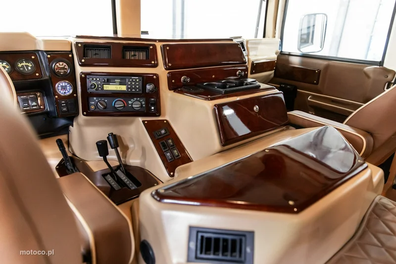 Hummer H1 25