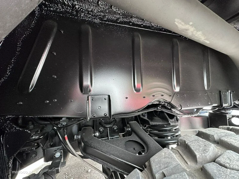 Hummer H1 42