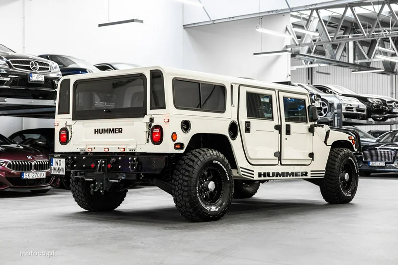 Hummer H1 61