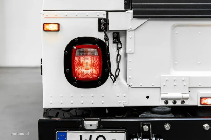 Hummer H1 66
