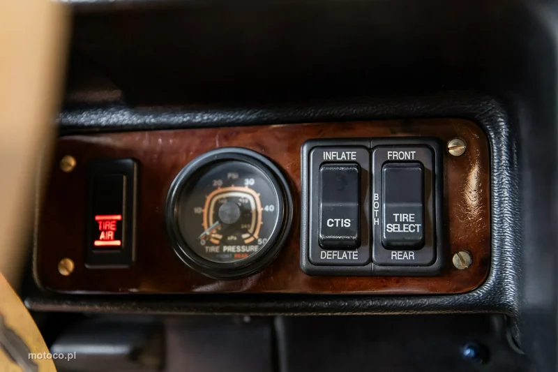 Hummer H1 72