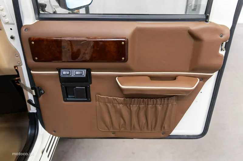 Hummer H1 79
