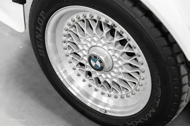 BMW Seria 6 E24 635 19