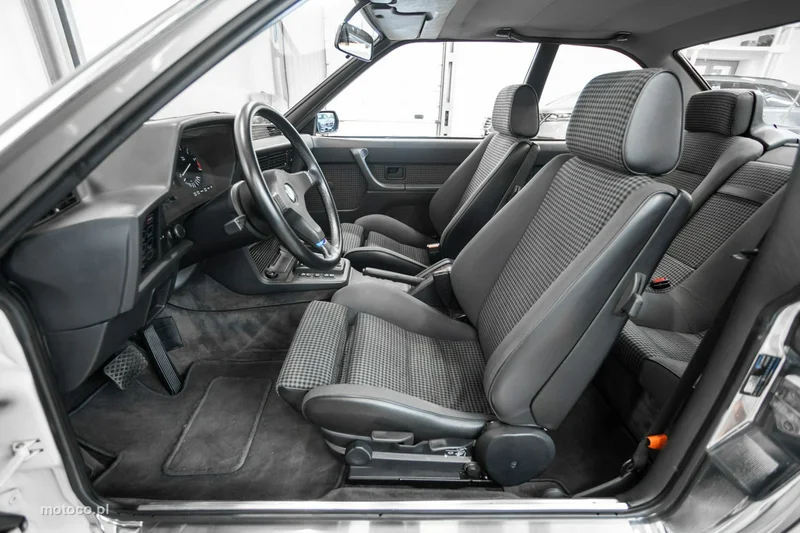 BMW Seria 6 E24 635 57