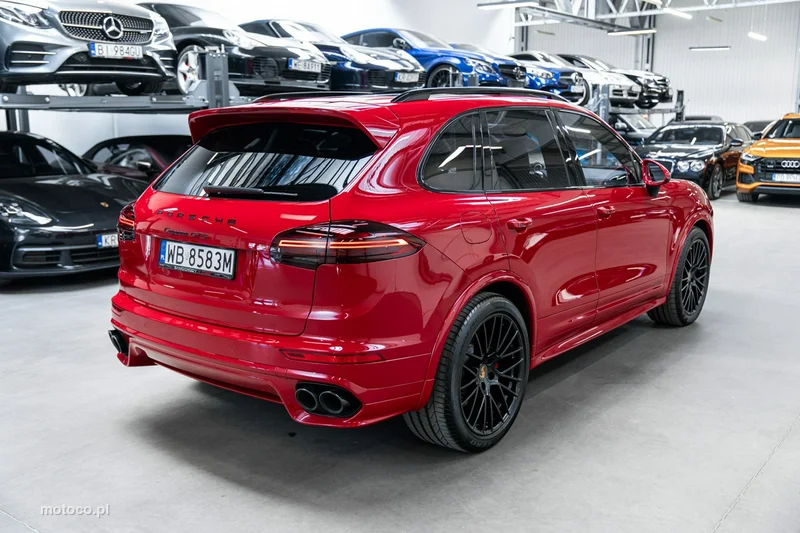 Porsche Cayenne 92A Cayenne GTS 11