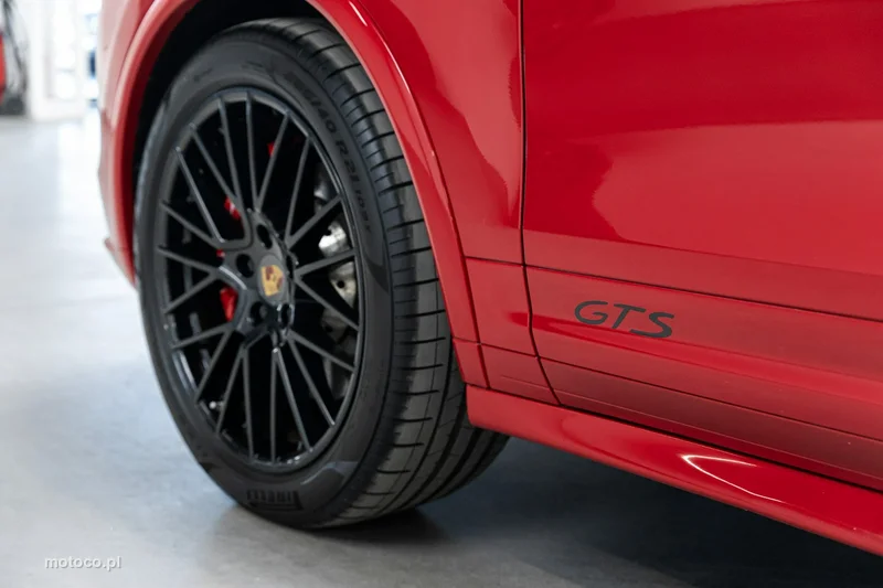 Porsche Cayenne 92A Cayenne GTS 15