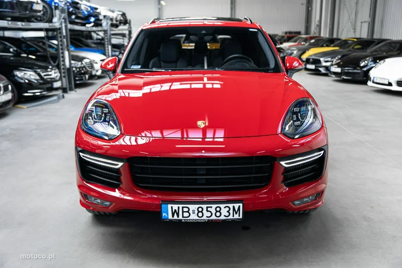 Porsche Cayenne 92A Cayenne GTS 44