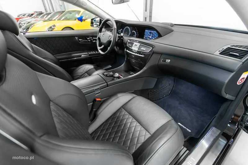 Mercedes-Benz CL C216 CL 65 AMG 17