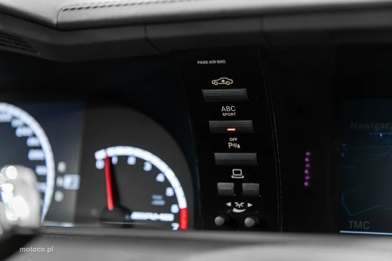 Mercedes-Benz CL C216 CL 65 AMG 51