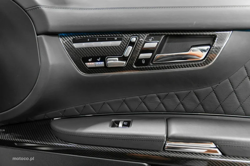 Mercedes-Benz CL C216 CL 65 AMG 57