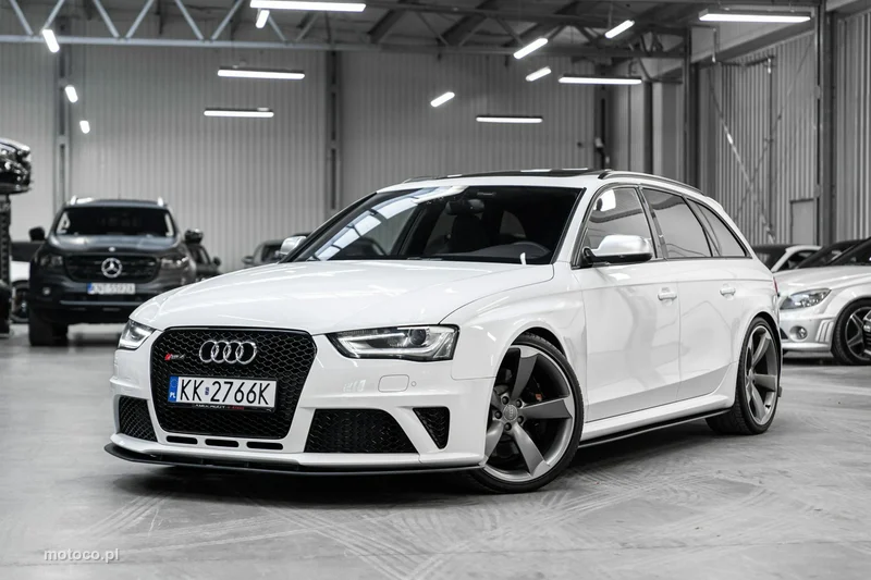Audi RS4 B8 2
