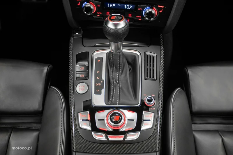 Audi RS4 B8 26