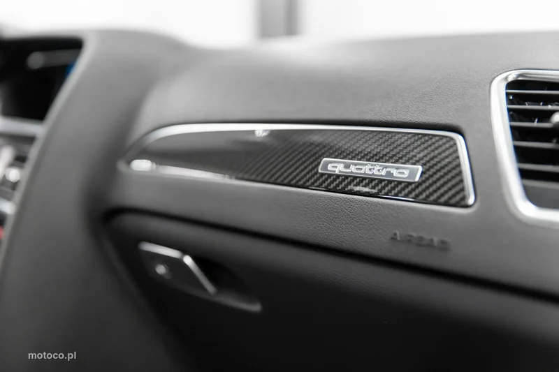 Audi RS4 B8 37