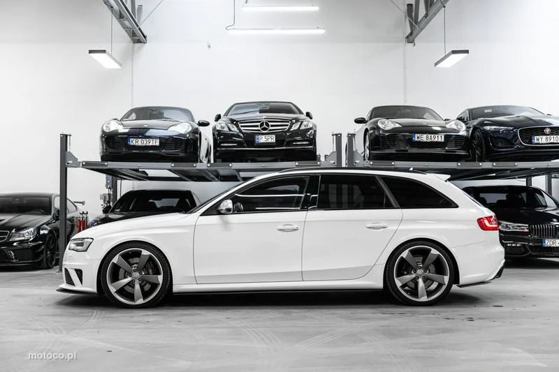 Audi RS4 B8 6