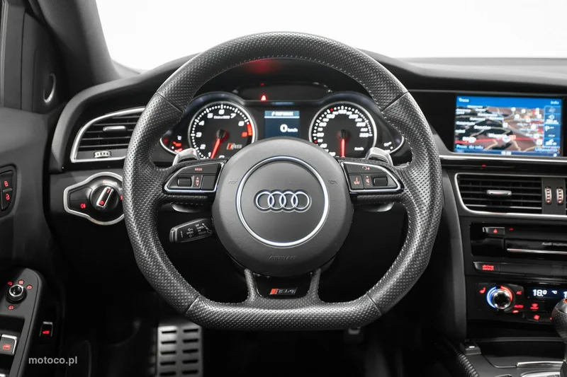 Audi RS4 B8 60