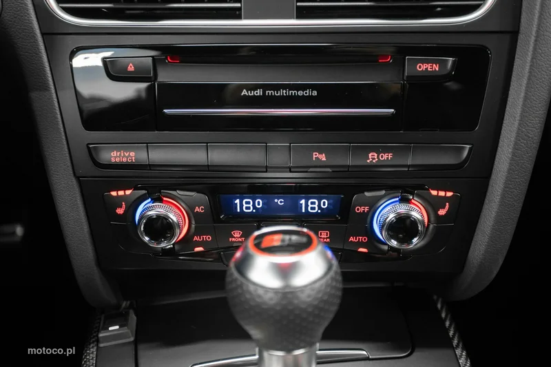 Audi RS4 B8 61