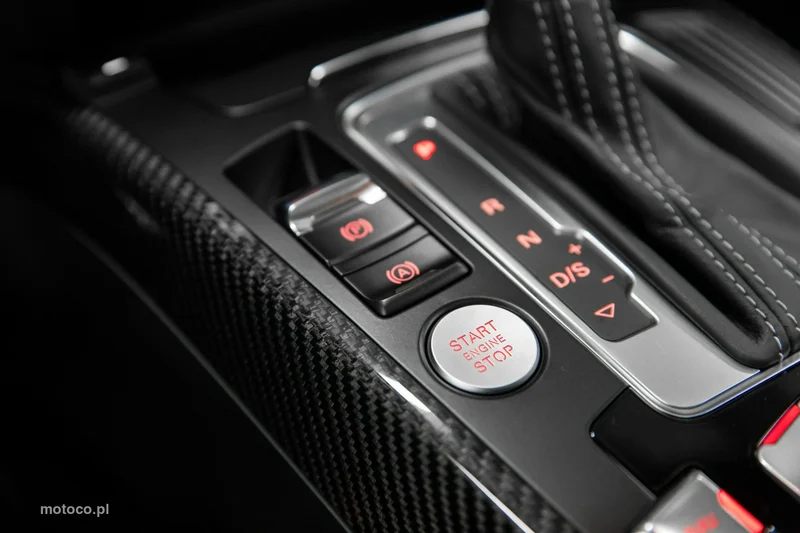 Audi RS4 B8 71
