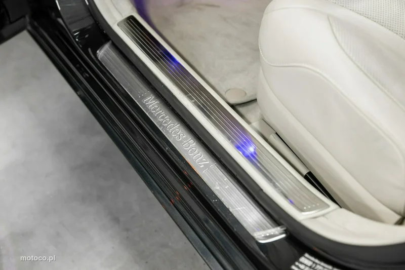 Mercedes-Benz Klasa S W222 S 500 28