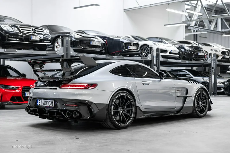 Mercedes-Benz AMG GT Black Series 12