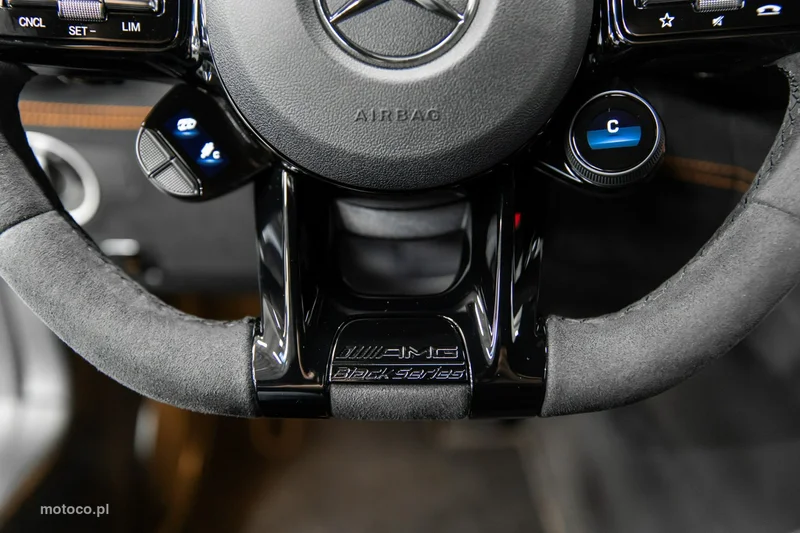 Mercedes-Benz AMG GT Black Series 37