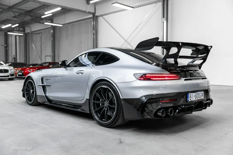 Mercedes-Benz AMG GT Black Series 8