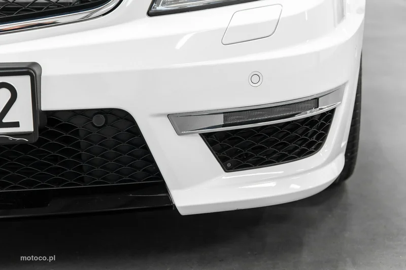 Mercedes-Benz Klasa C W204 C 63 AMG 69