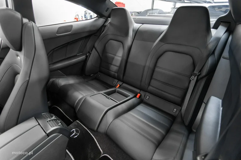 Mercedes-Benz Klasa C W204 C 63 AMG 29