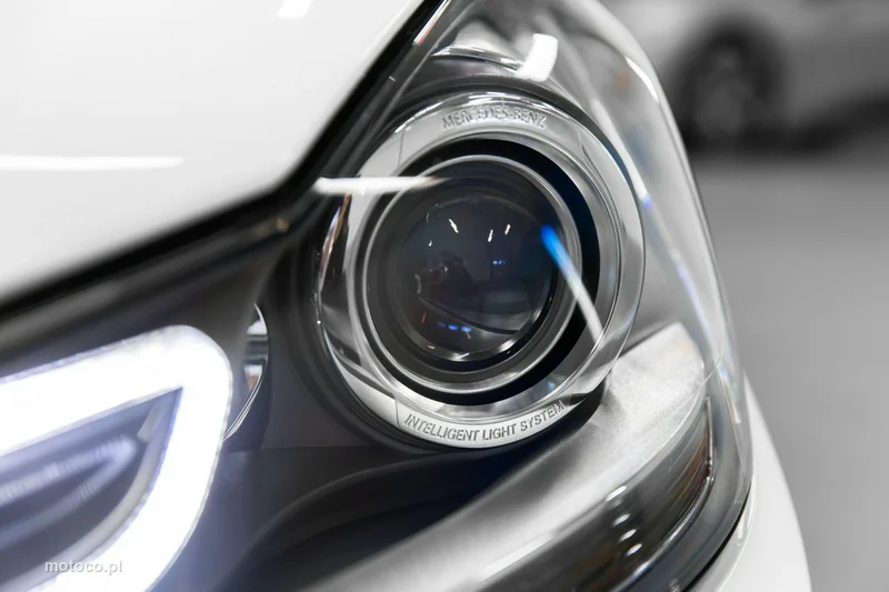 Mercedes-Benz Klasa C W204 C 63 AMG 68