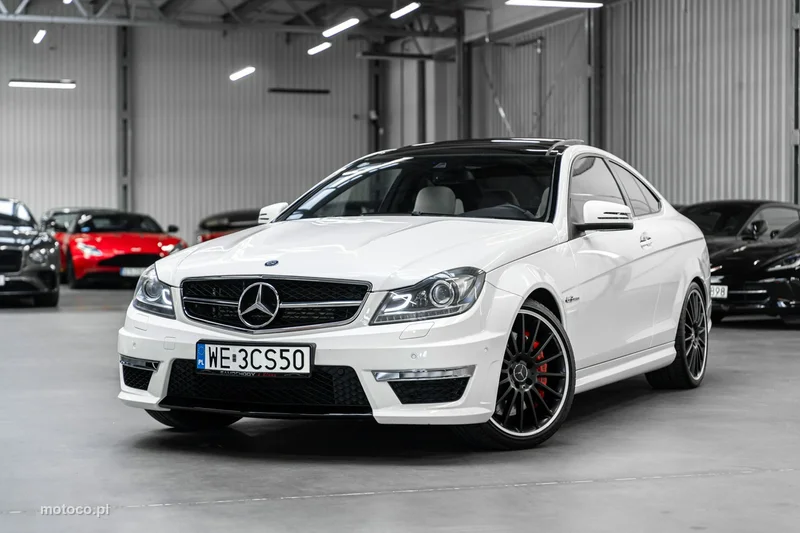 Mercedes-Benz Klasa C W204 C 63 AMG