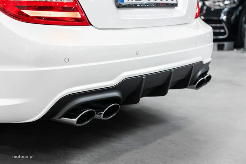 Mercedes-Benz Klasa C W204 C 63 AMG 19