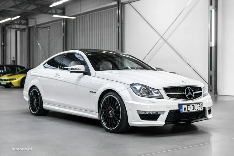 Mercedes-Benz Klasa C W204 C 63 AMG 4