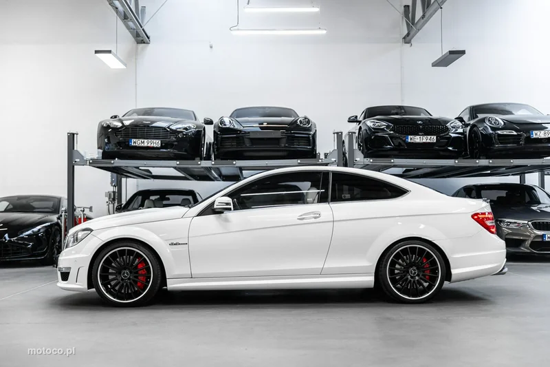Mercedes-Benz Klasa C W204 C 63 AMG 6