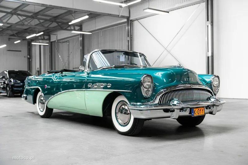 Buick Roadmaster 6