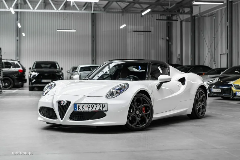 Alfa Romeo 4C 2