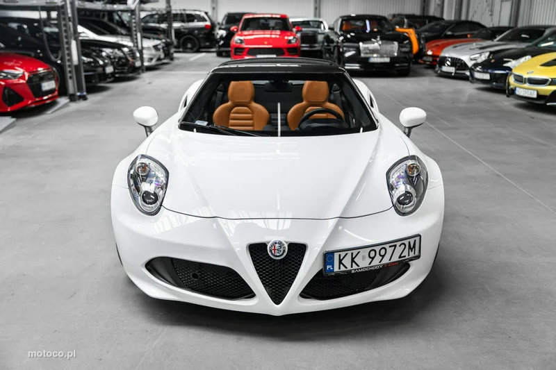 Alfa Romeo 4C 4