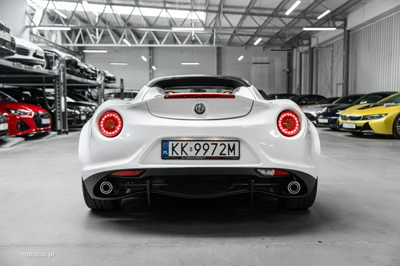 Alfa Romeo 4C 47