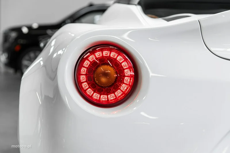 Alfa Romeo 4C 55