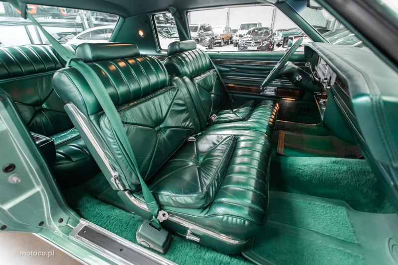 Lincoln Continental 29