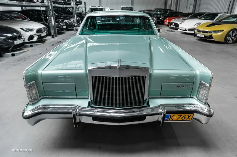 Lincoln Continental 5