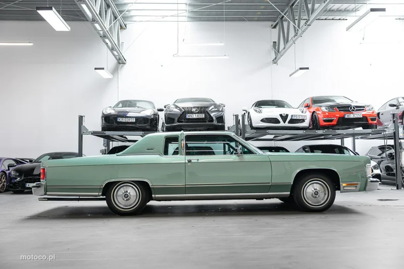 Lincoln Continental 7