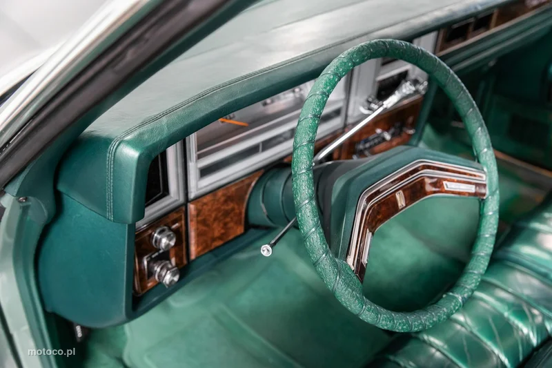 Lincoln Continental 61
